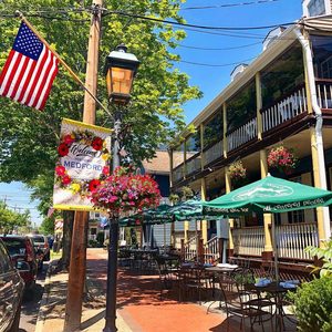 Braddock’s Tavern